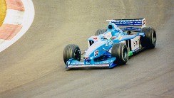 F1 1999-125