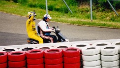F1 1999-151